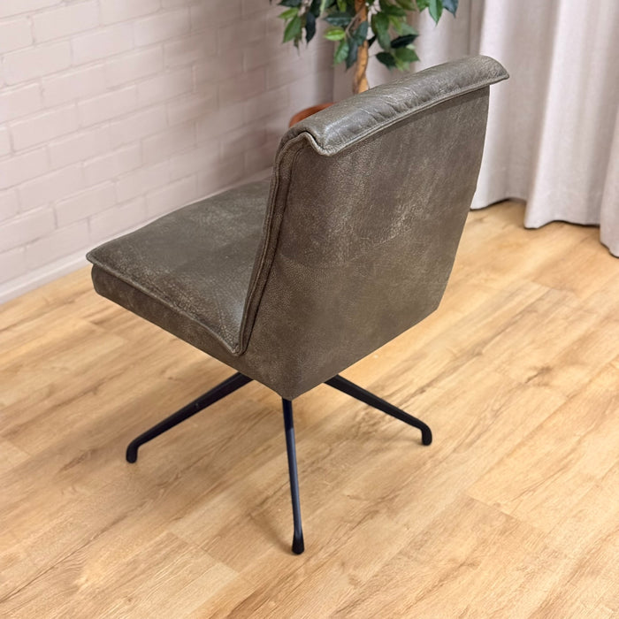 Eetkamerstoel Jordan - Open leer groen | Het Anker