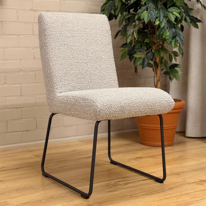 Eetkamerstoel Leah - Bouclé beige | Het Anker